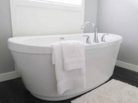 bath-bathroom-bathtub-534179